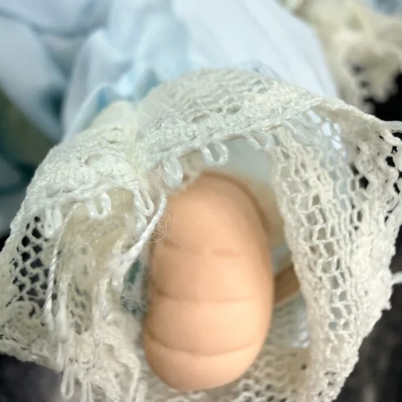 White Metal Doll Carriage with Small Baby Doll - Picture 16 of 16